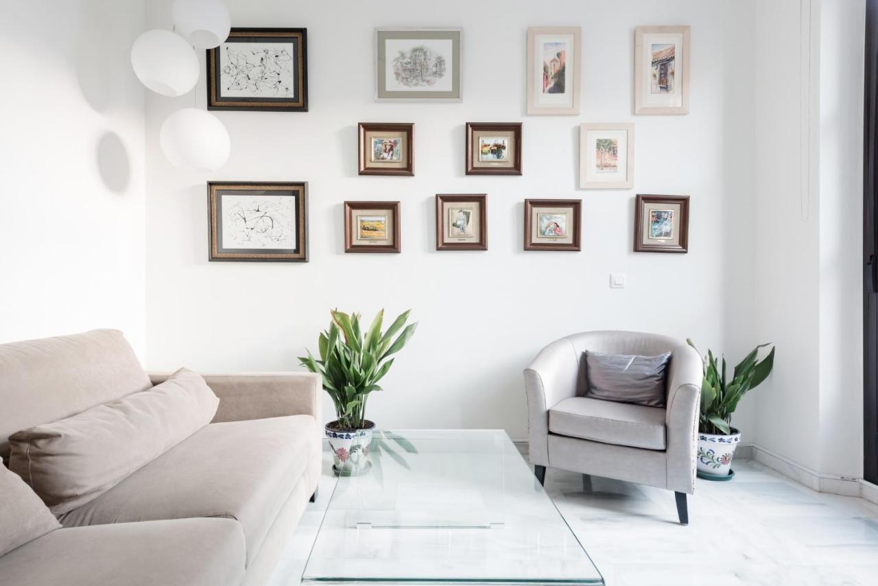 Apartamento Con Solera En El Corazon De Triana Seville Exterior photo