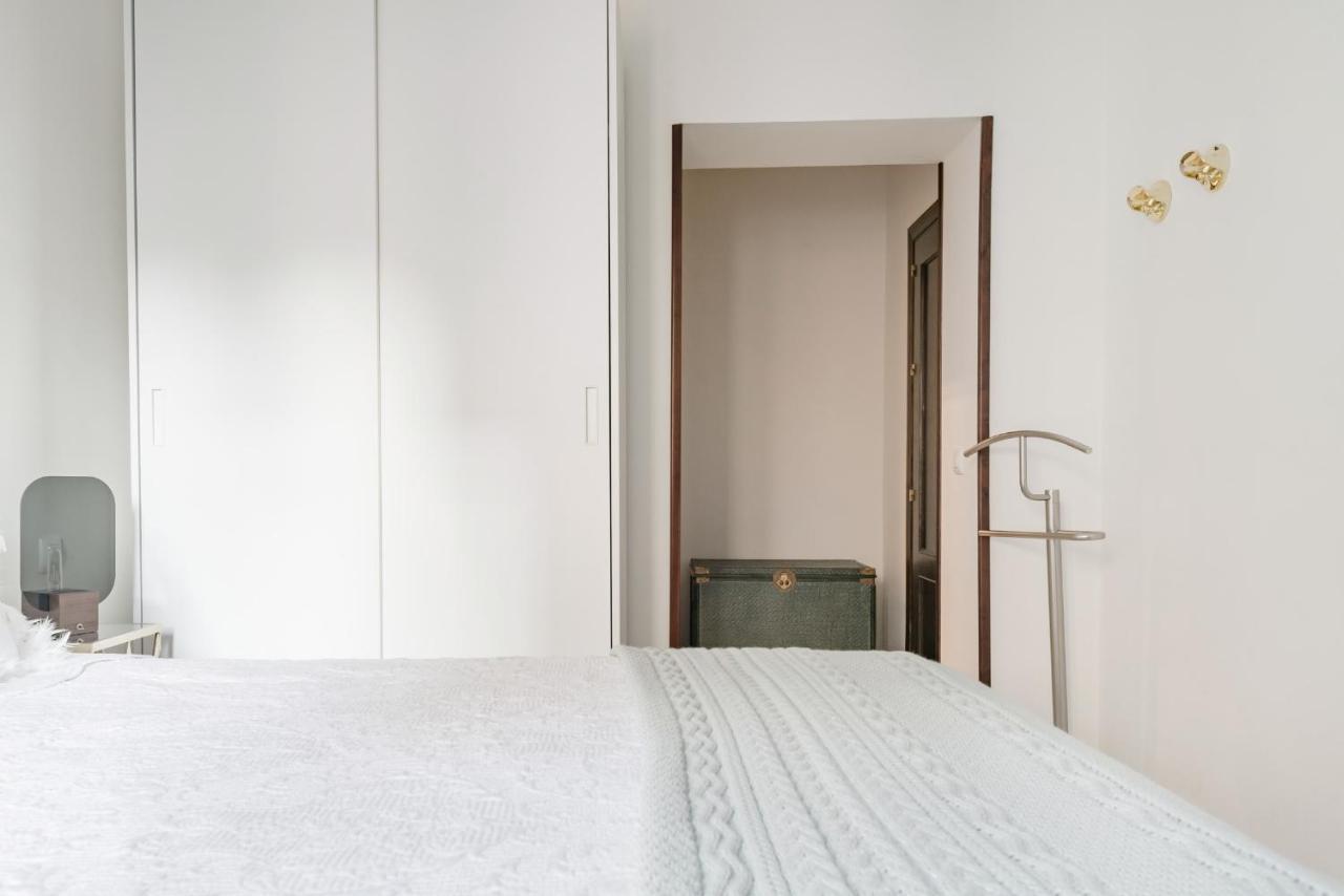 Apartamento Con Solera En El Corazon De Triana Seville Exterior photo