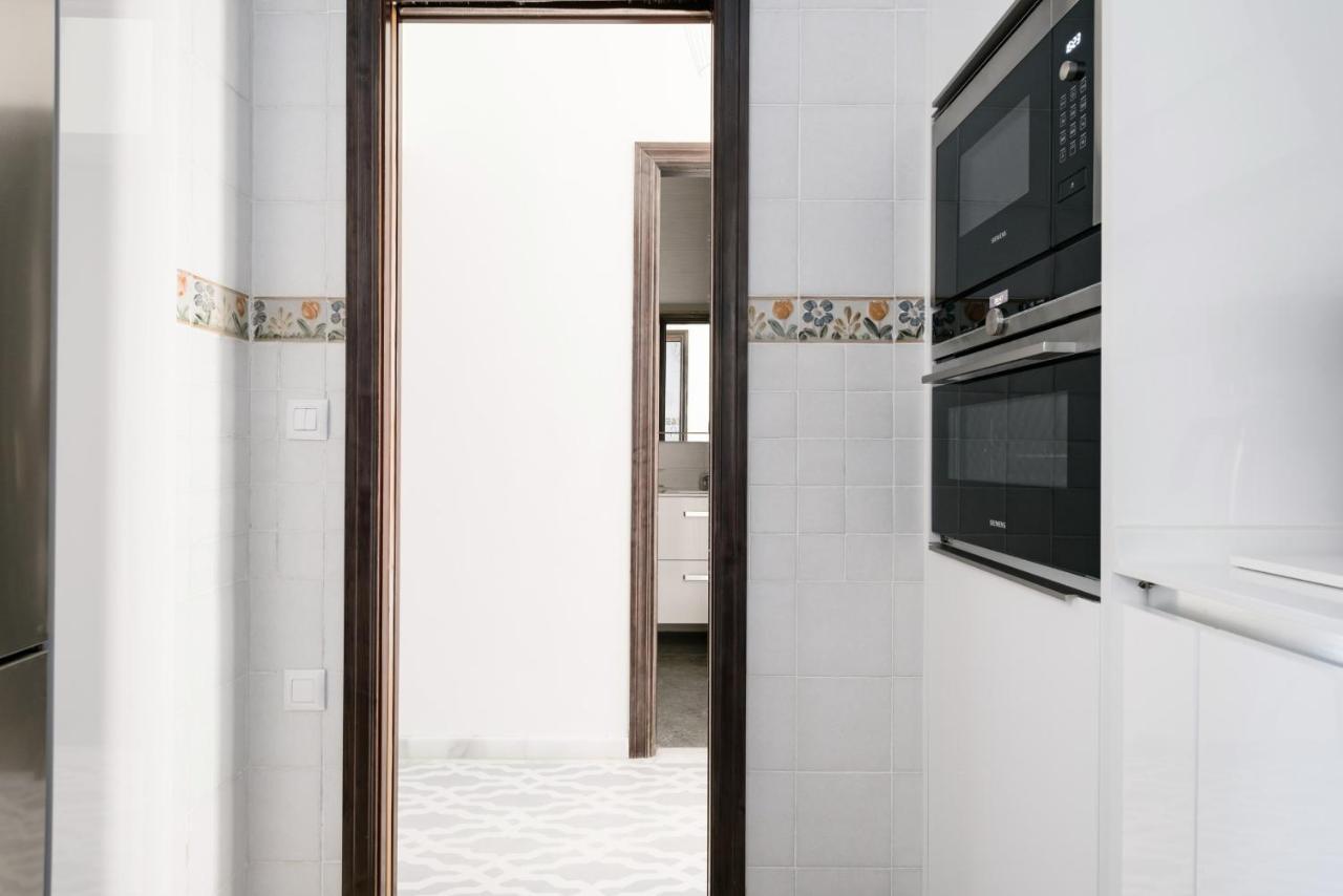 Apartamento Con Solera En El Corazon De Triana Seville Exterior photo